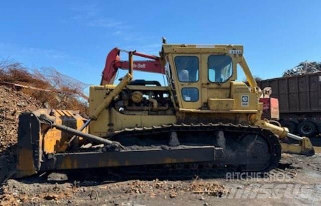 CAT D8 Buldožeri gusjeničari