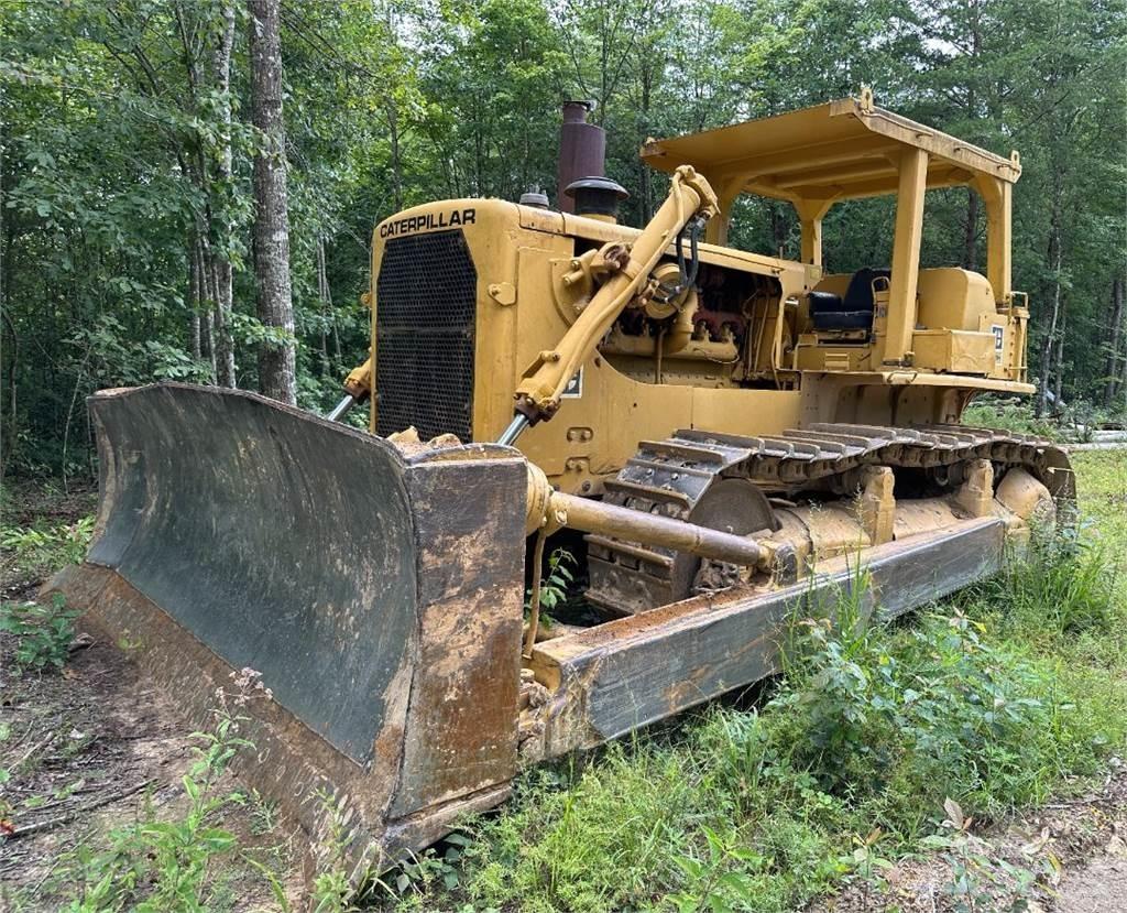 CAT D8H Buldožeri gusjeničari