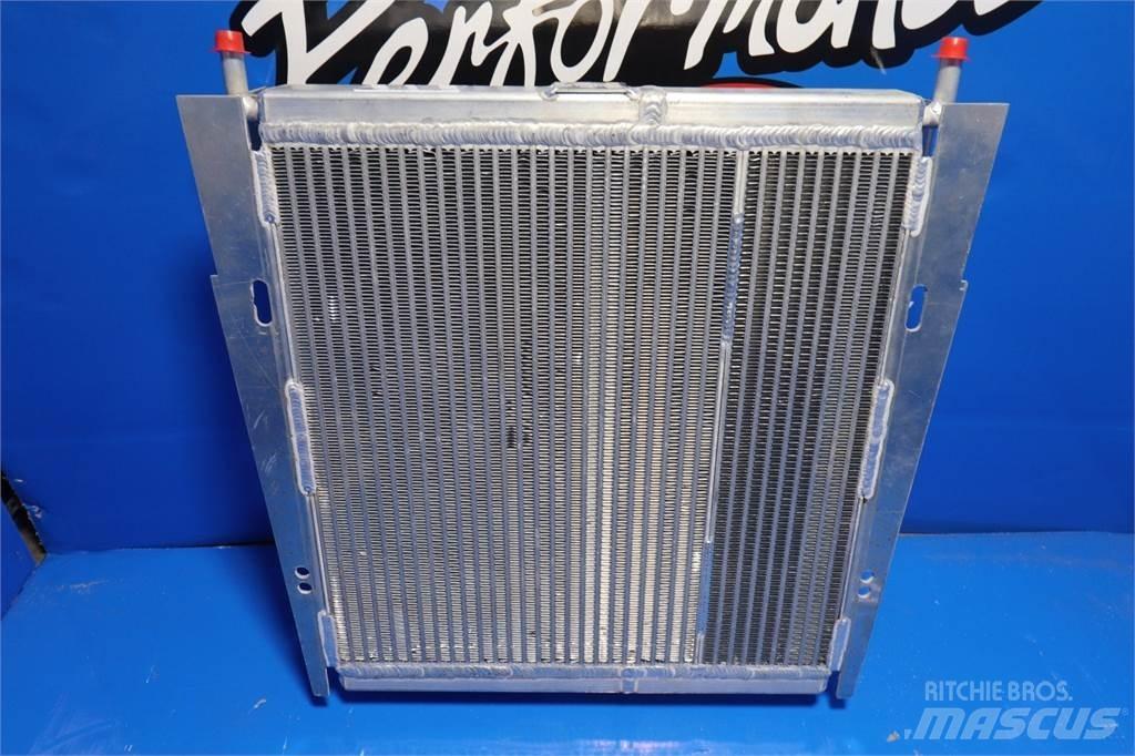 CASE 580L Radijatori