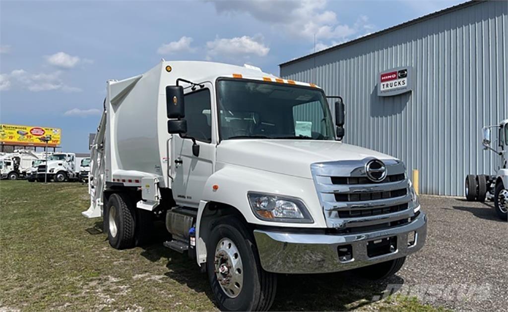 Hino L7 Kamioni za otpad