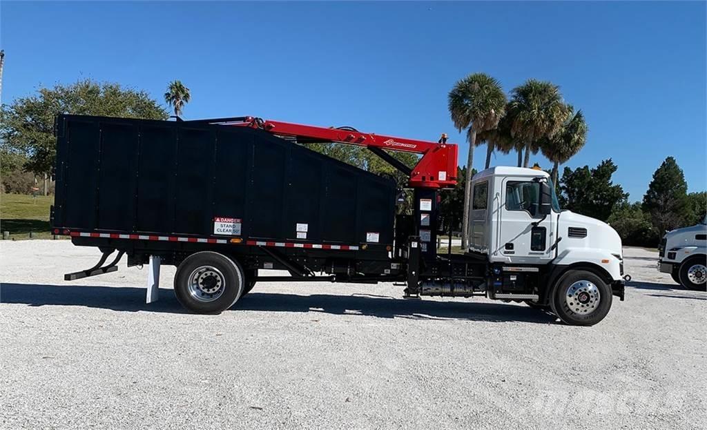 Mack MD6 Grabilice