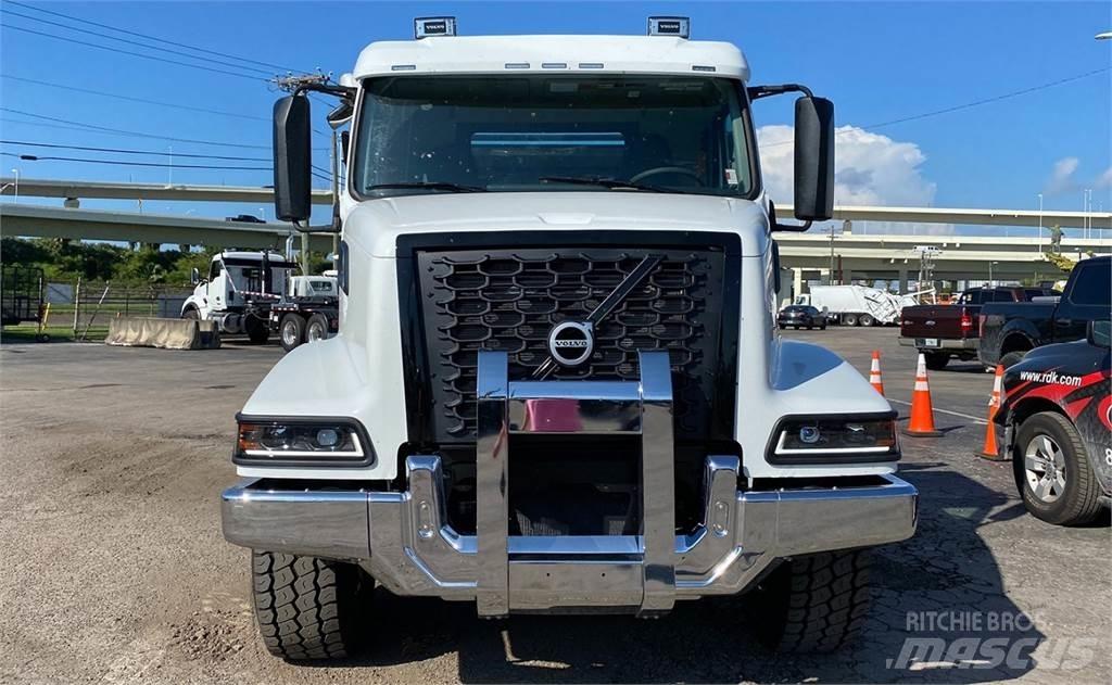 Volvo VHD Demontažnii kamioni za podizanje kabela