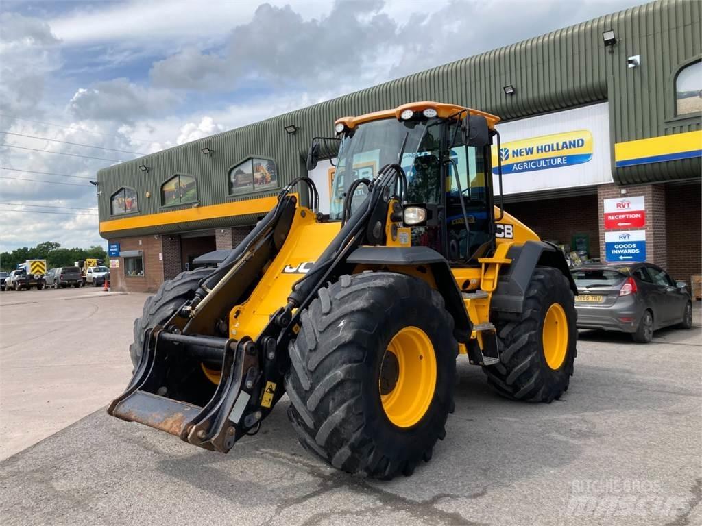 JCB 418S Poljoprivredni teleskopski utovarivači