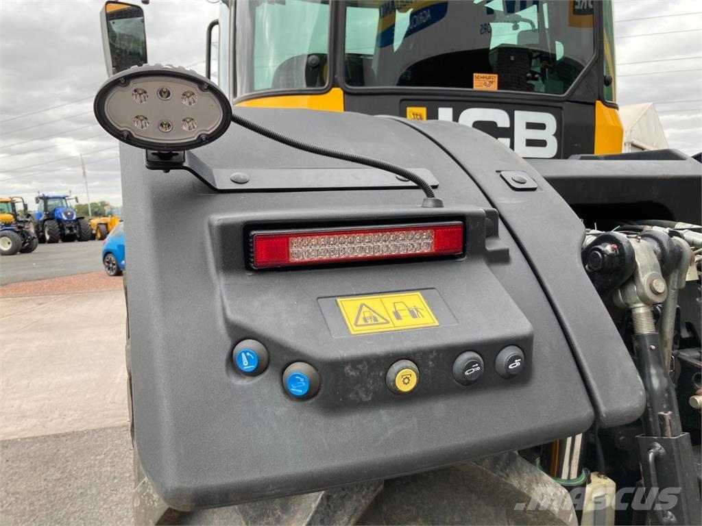 JCB 4220 Traktori