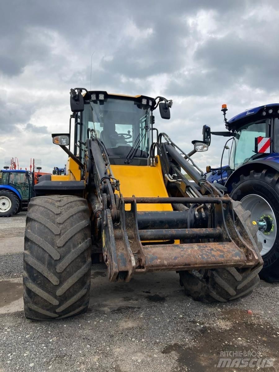 JCB 435S Poljoprivredni teleskopski utovarivači