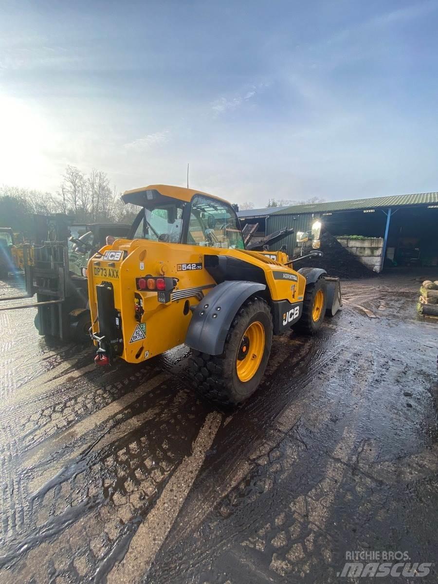 JCB 542-70 Poljoprivredni teleskopski utovarivači
