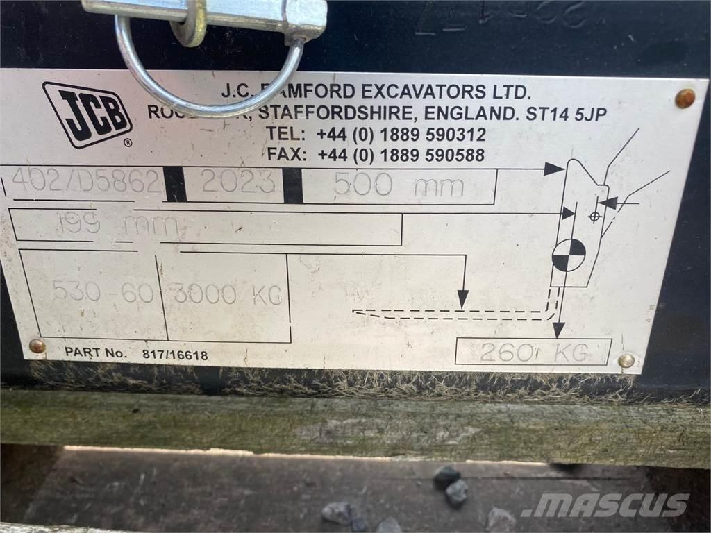 JCB Q-FIT Poljoprivredni teleskopski utovarivači