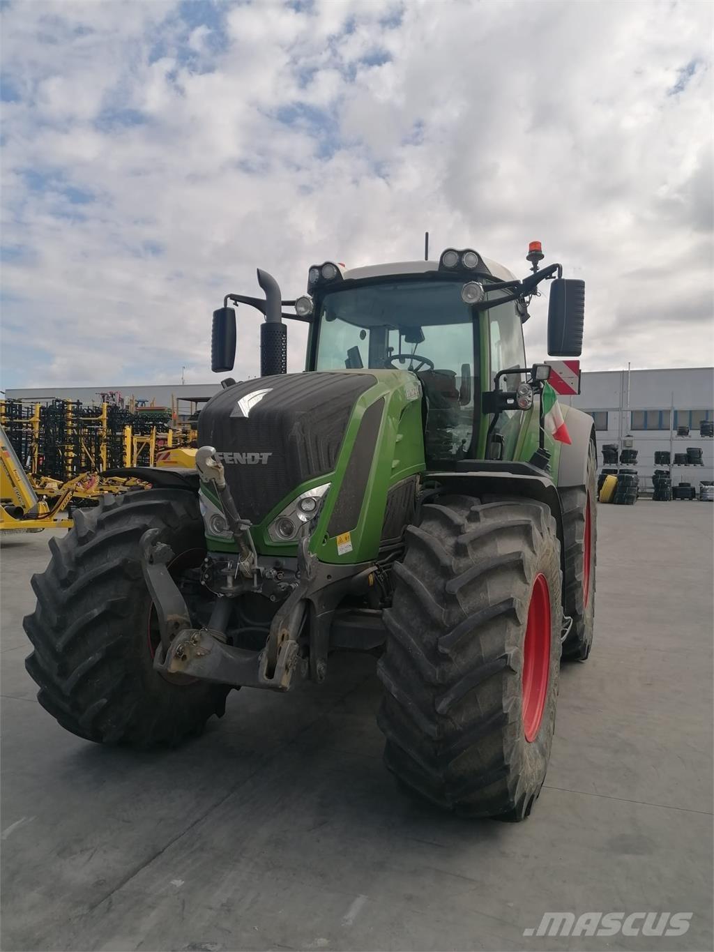 Fendt 828 Traktori
