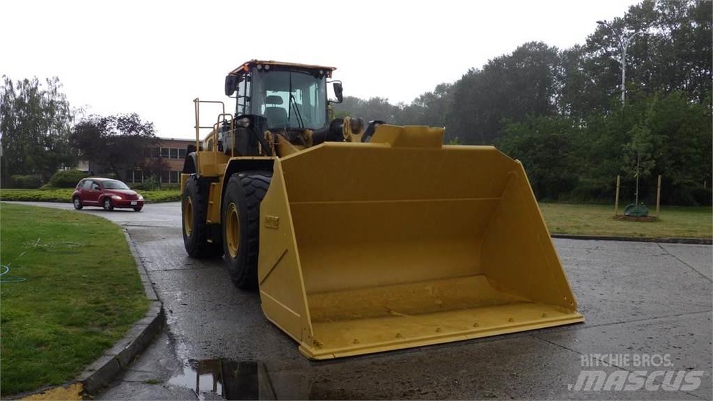 CAT 972M XE Bageri gusjeničari