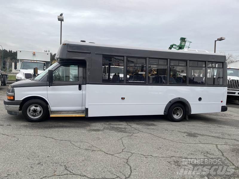 Chevrolet Express Mini autobusi