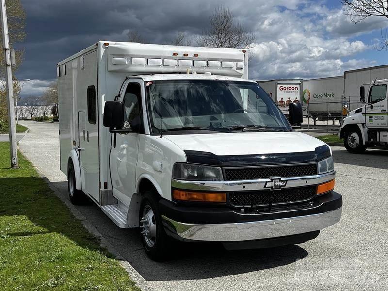 Chevrolet Express Dostavna vozila / kombiji