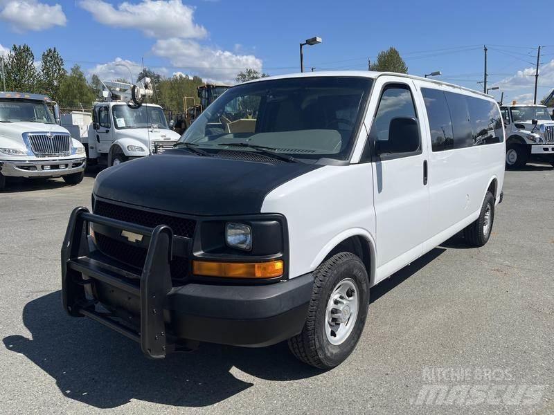 Chevrolet Express Dostavna vozila / kombiji
