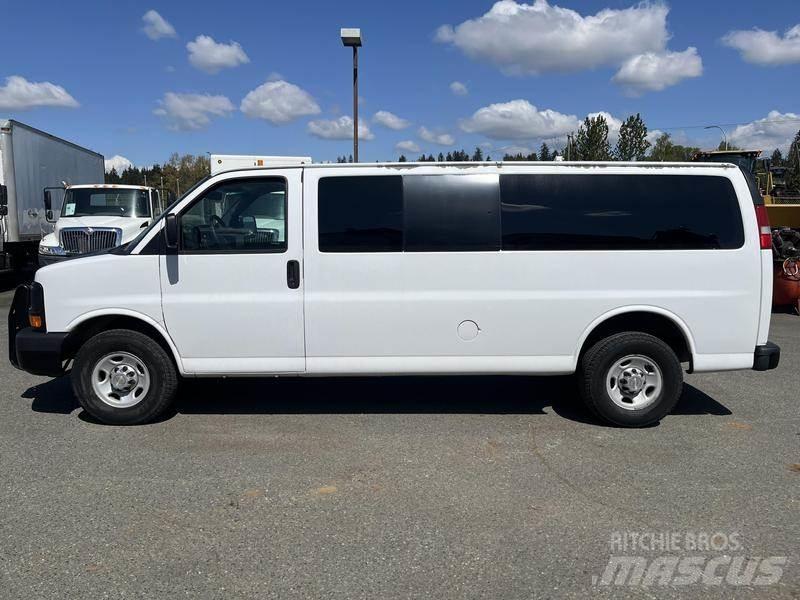 Chevrolet Express Dostavna vozila / kombiji