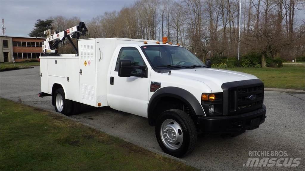Ford F-550 Kamioni sa kranom