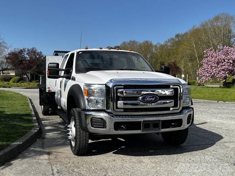 Ford F-550 Kamioni sa otvorenim sandukom