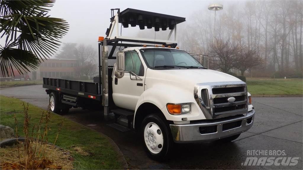 Ford F-750 Kamioni sa otvorenim sandukom