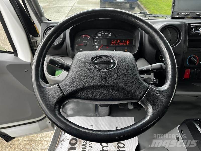 Hino 195 Dostavna vozila / kombiji