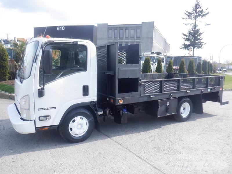 Isuzu NPR Kamioni sa otvorenim sandukom