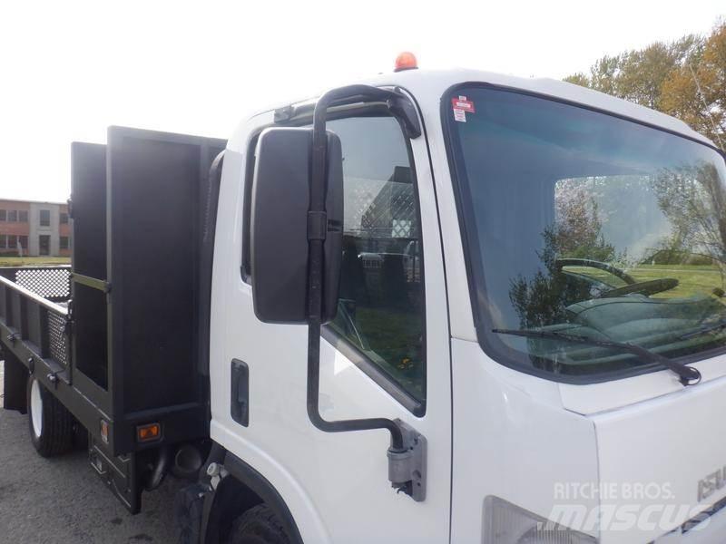 Isuzu NPR Kamioni sa otvorenim sandukom