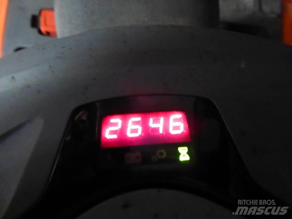 BT SPE120 Ručni električni viličar
