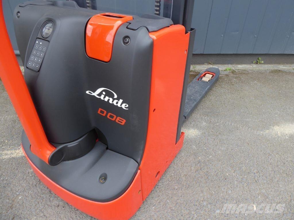 Linde D08 Ručni električni viličar