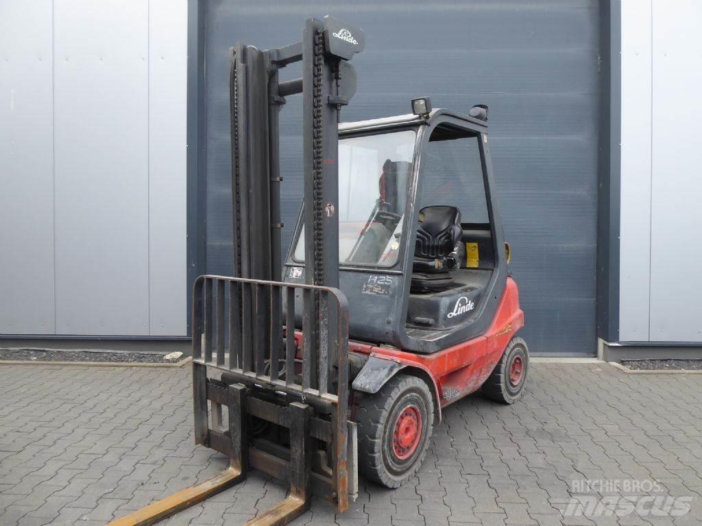 Linde H25T-03 Plinski viličari