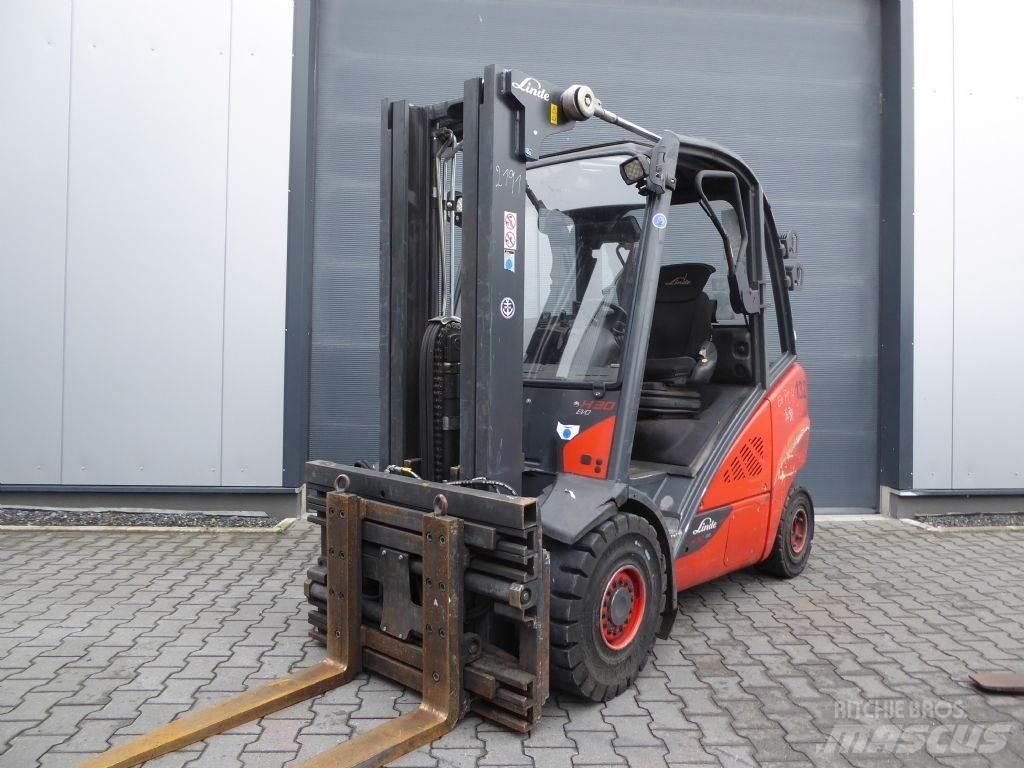 Linde H30D-02 Dizelski viličari