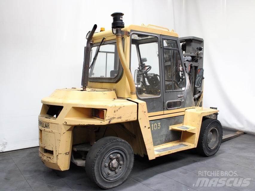 CAT DP 60 Dizelski viličari