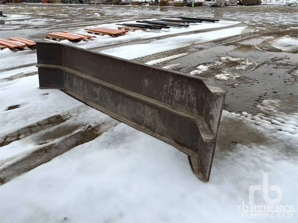  10 ft Ostali strojevi za ceste i snijeg