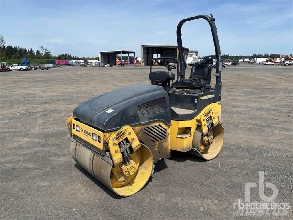 Bomag BW120AD-4 Valjci sa dvojnim bubnjem