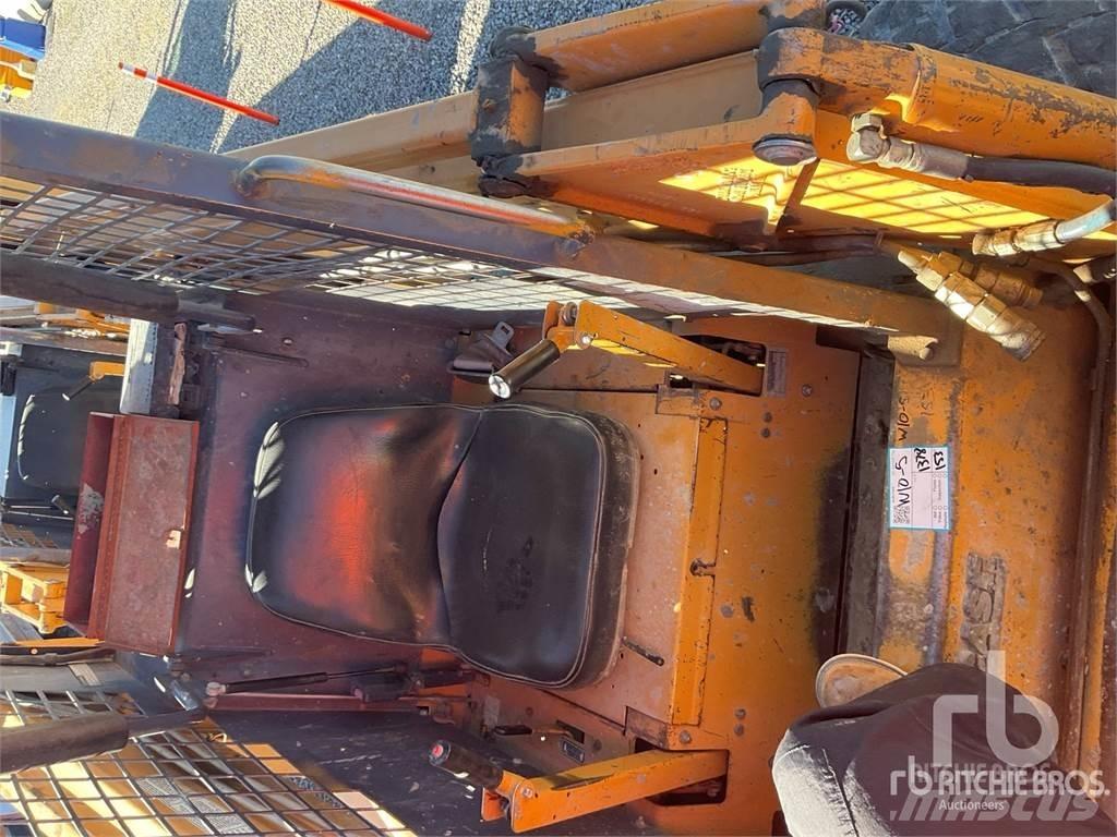 CASE 1845C Skid steer mini utovarivači