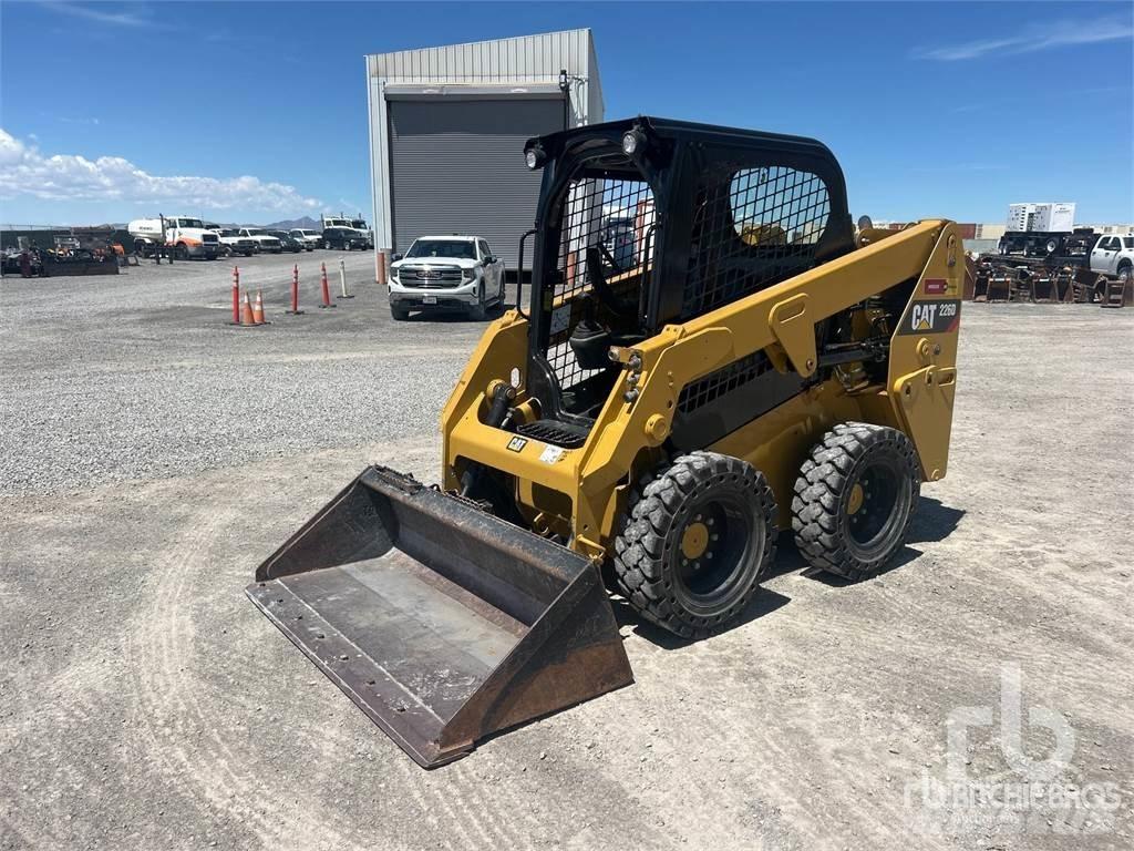 CAT 226D Skid steer mini utovarivači