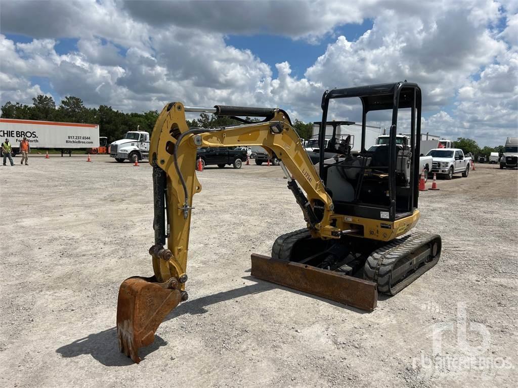 CAT 302.7DCR Mini bageri <7t
