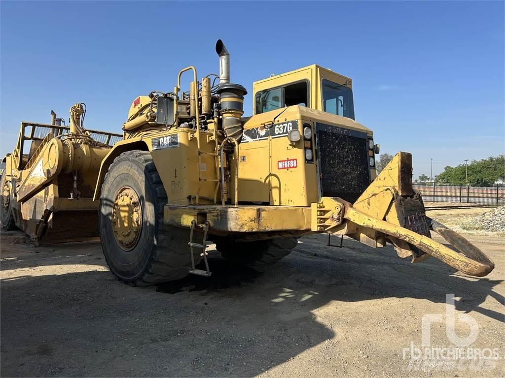 CAT 637G Strugači
