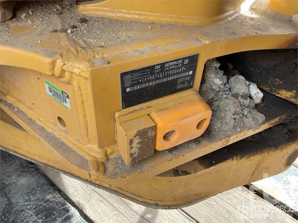 CAT 740GC Zglobni demperi