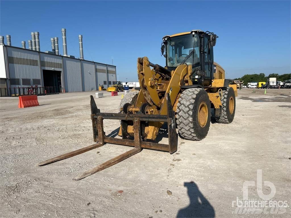 CAT 938M Utovarivači na kotačima