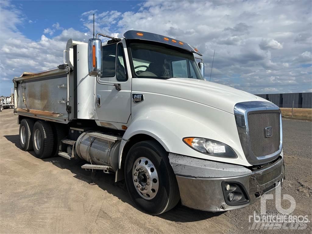 CAT CT630 Kiper kamioni
