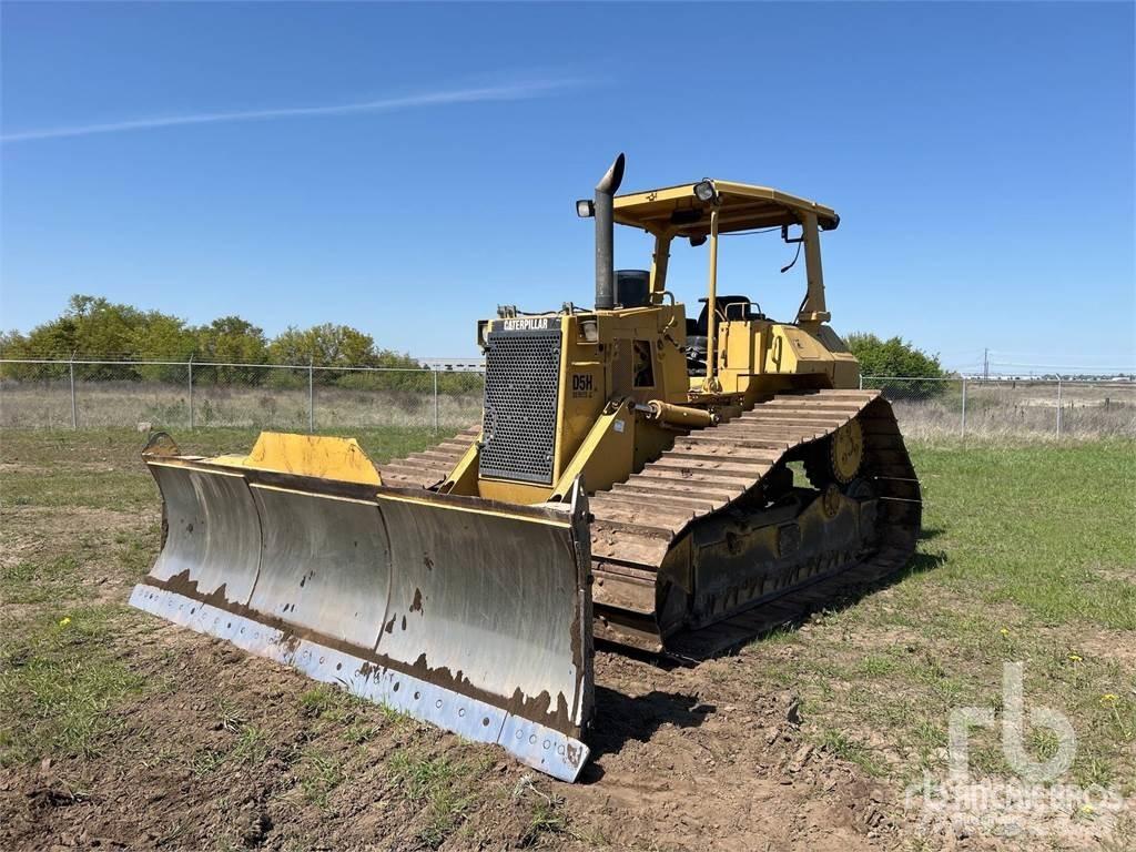 CAT D5H Buldožeri gusjeničari