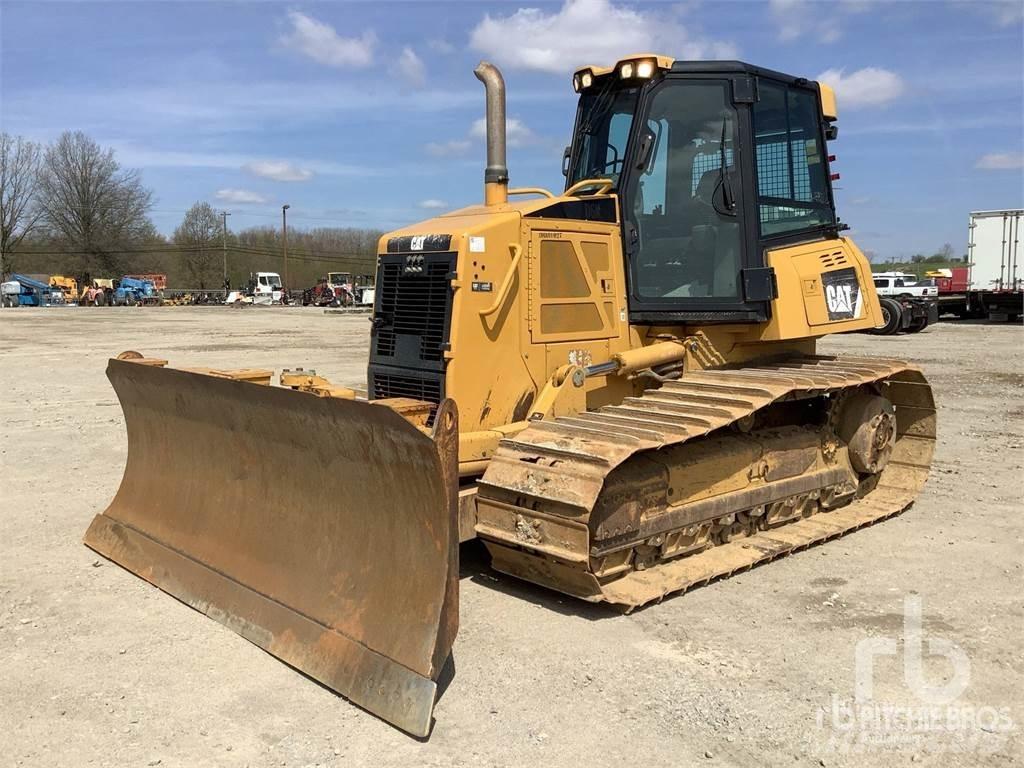 CAT D6K Buldožeri gusjeničari