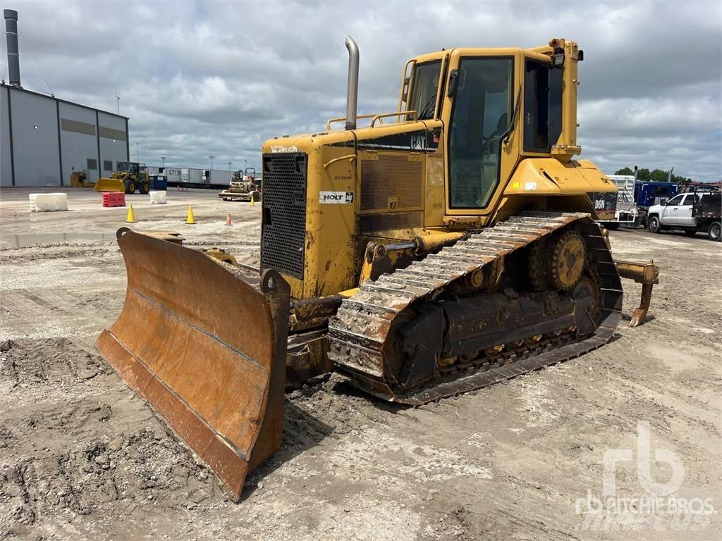 CAT D6N XL Buldožeri gusjeničari
