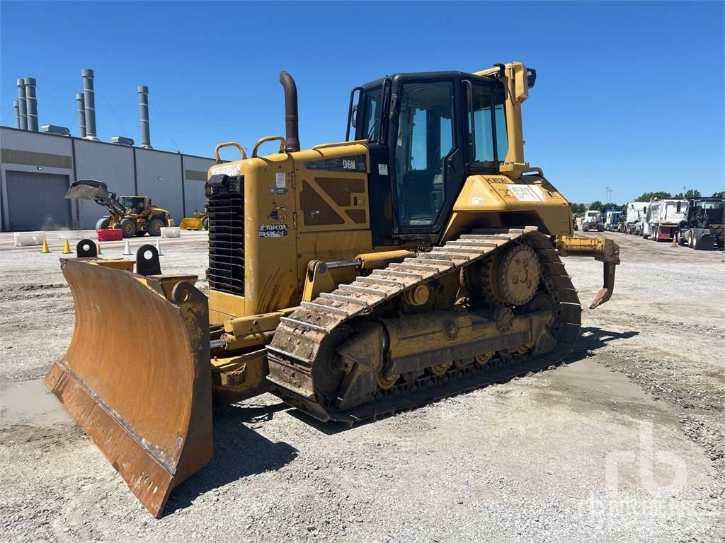 CAT D6N XL Buldožeri gusjeničari