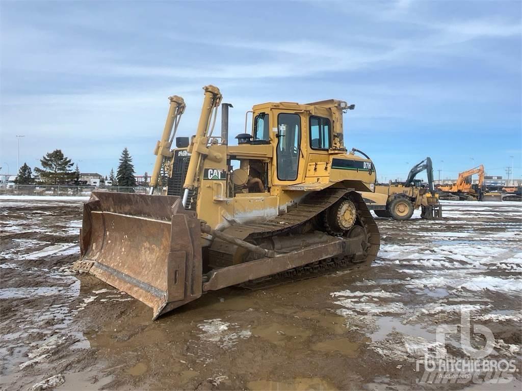 CAT D7H Buldožeri gusjeničari