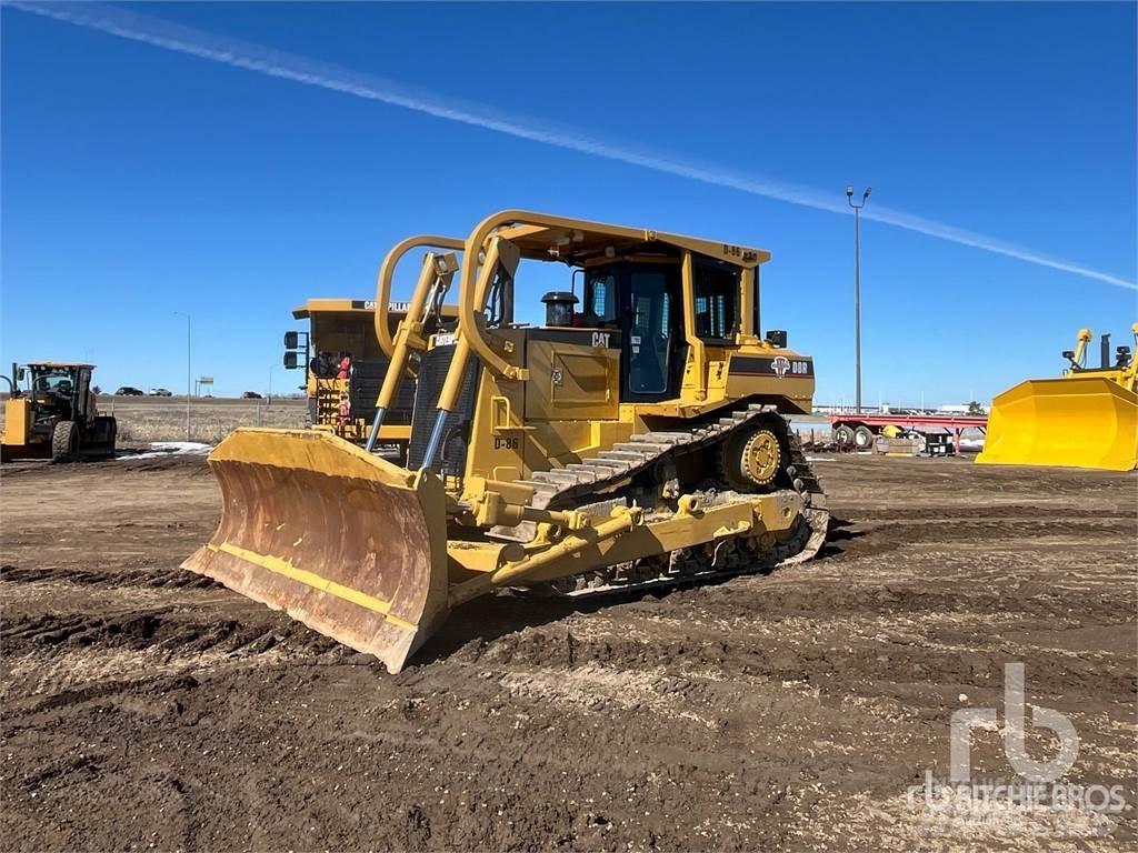 CAT D8R Buldožeri gusjeničari