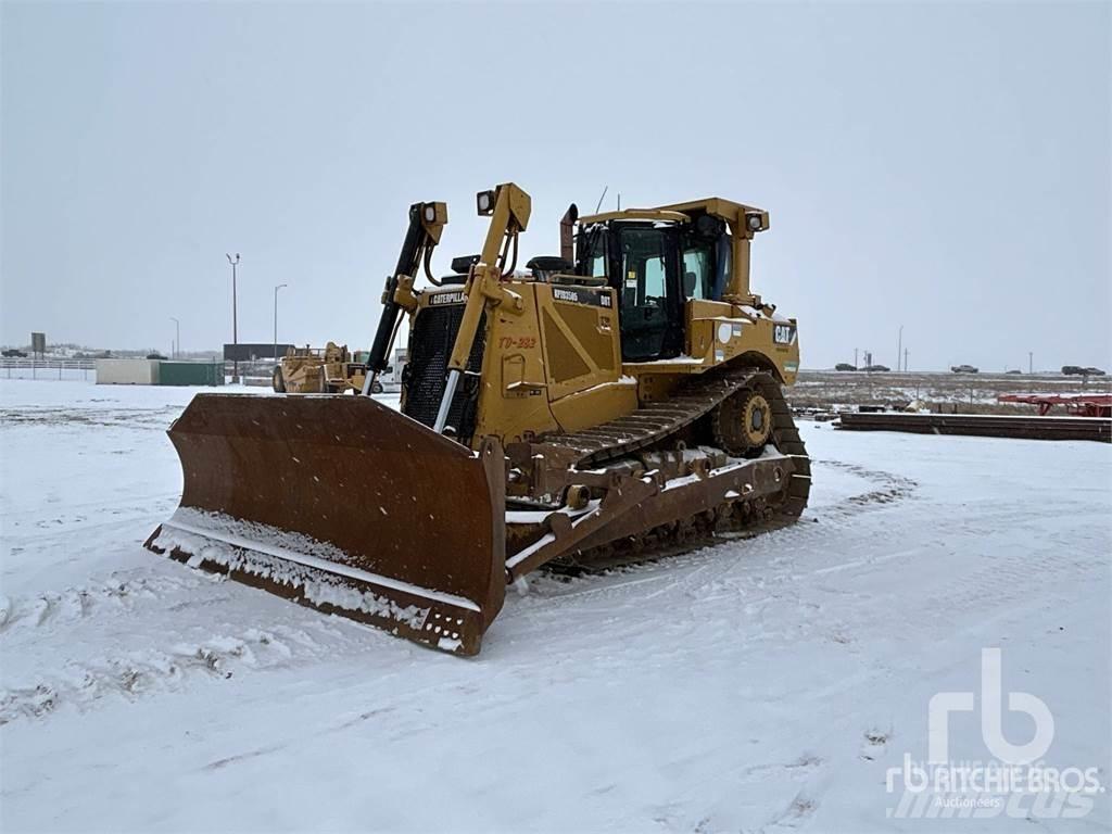 CAT D8T Buldožeri gusjeničari