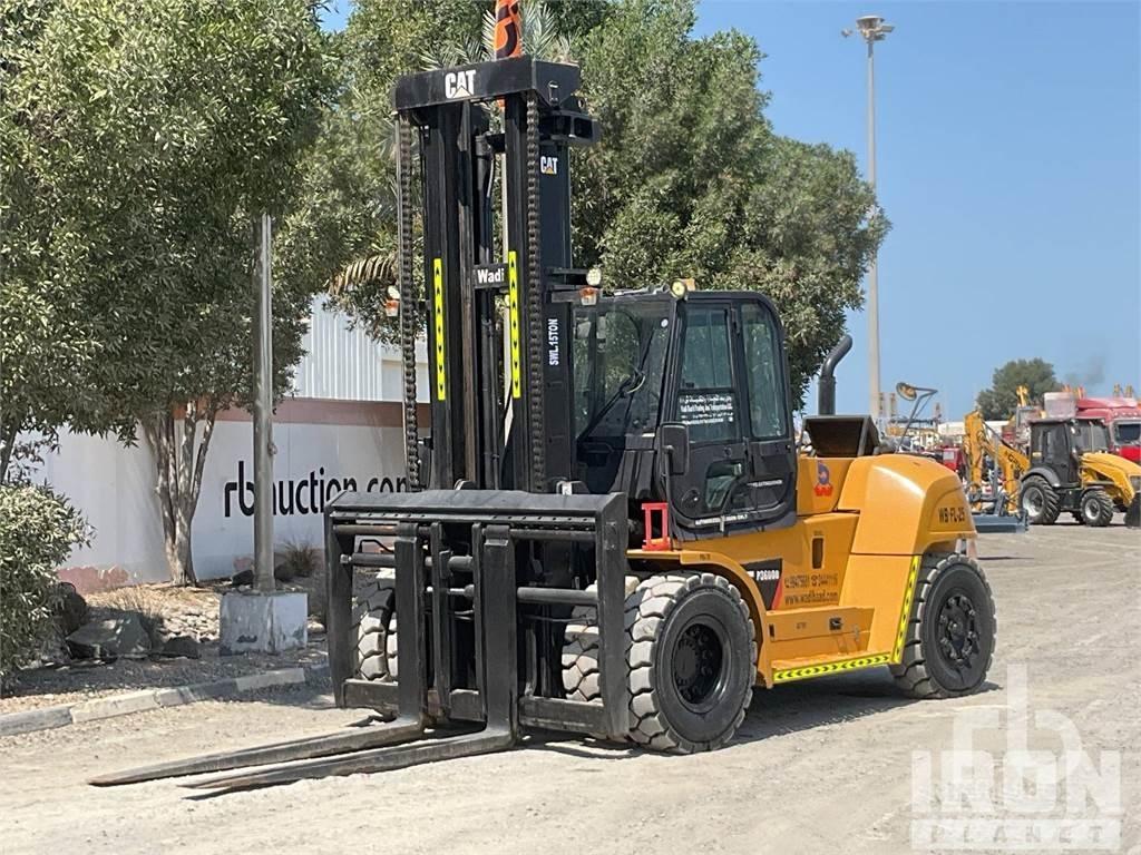 CAT P36000 Dizelski viličari