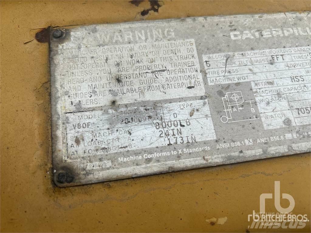 CAT V80F Dizelski viličari
