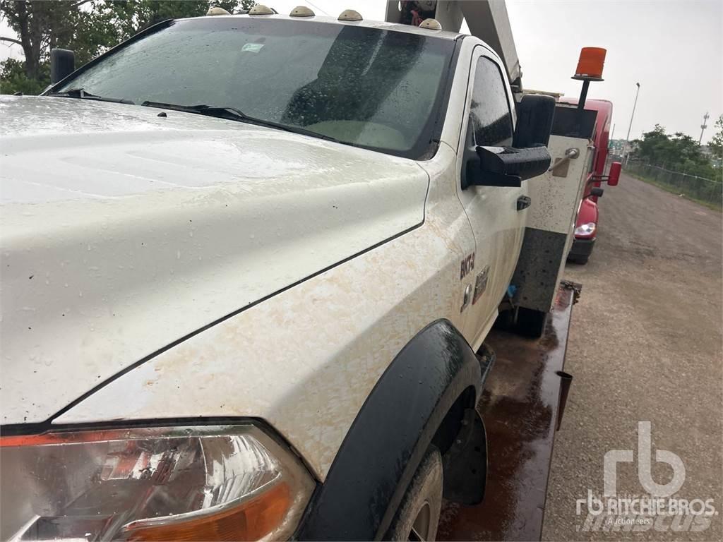 Dodge 5500 Kamioni sa otvorenim sandukom