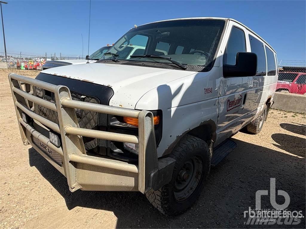 Ford E-350 Dostavna vozila / kombiji