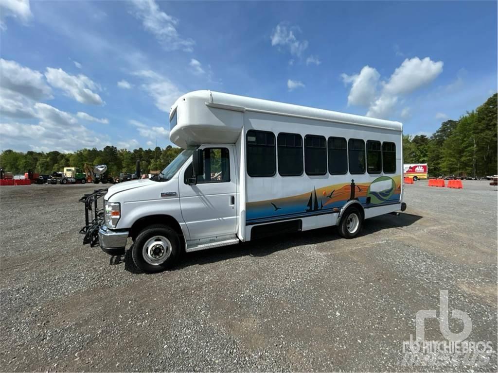 Ford E-450 Međugradski autobusi