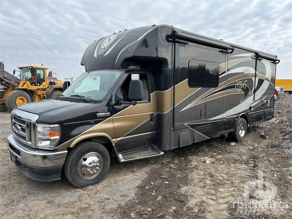 Ford E450 Kamperi i kamp prikolice